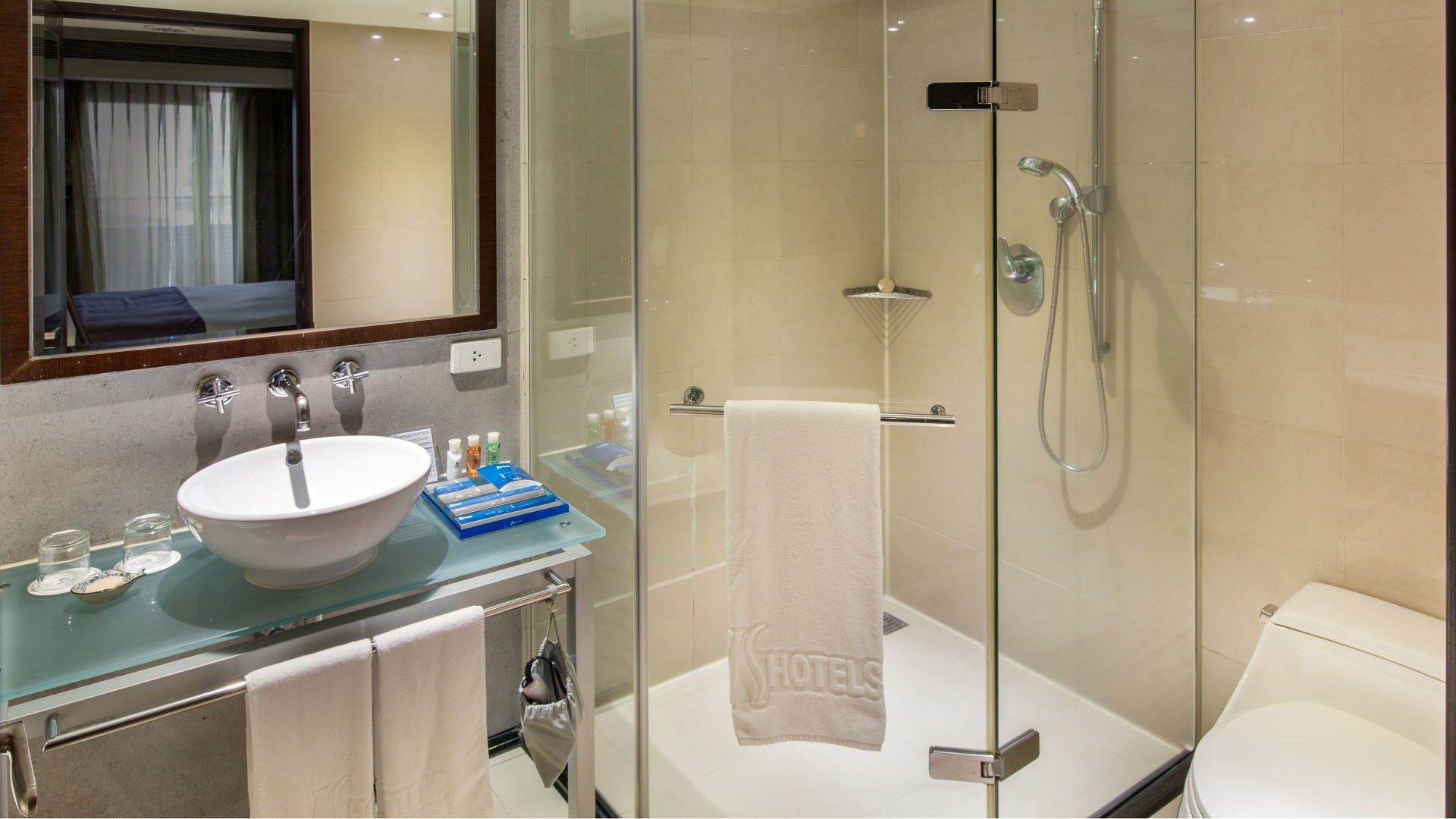 スーぺリアダブル4