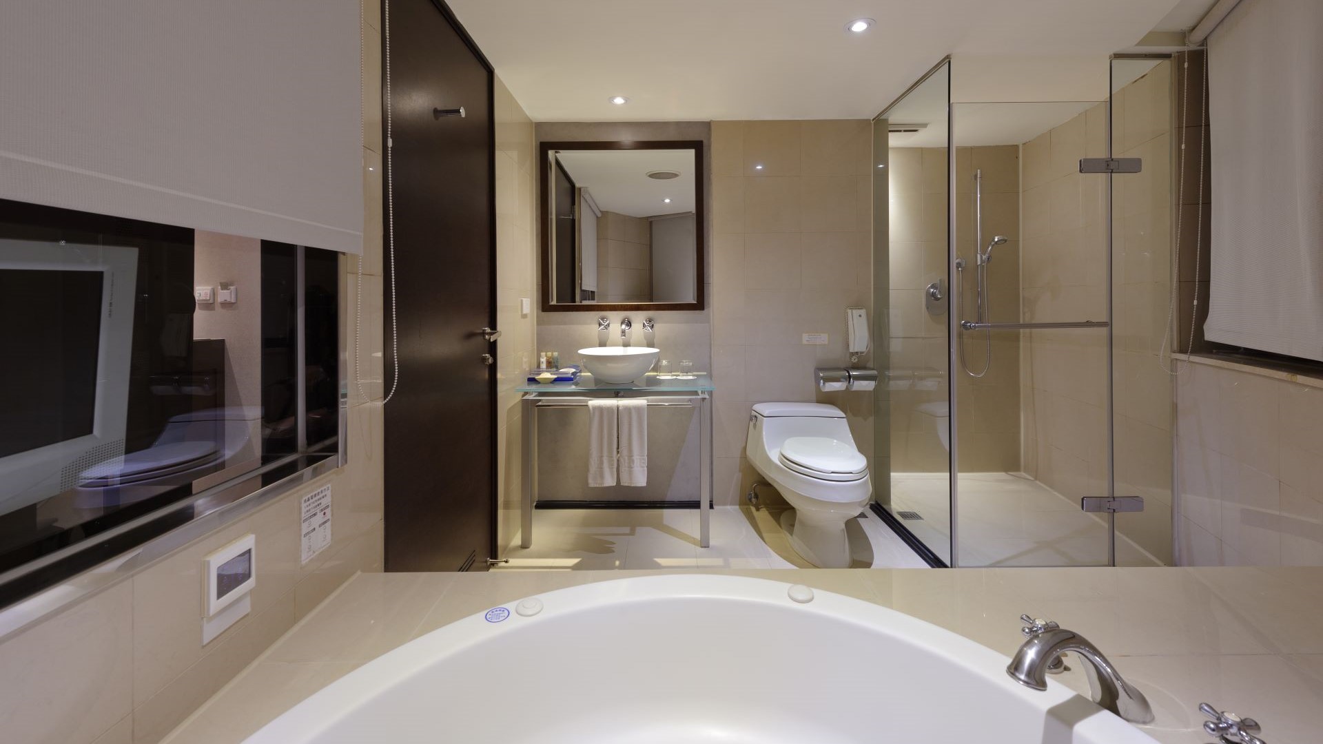 カマースタジオ2